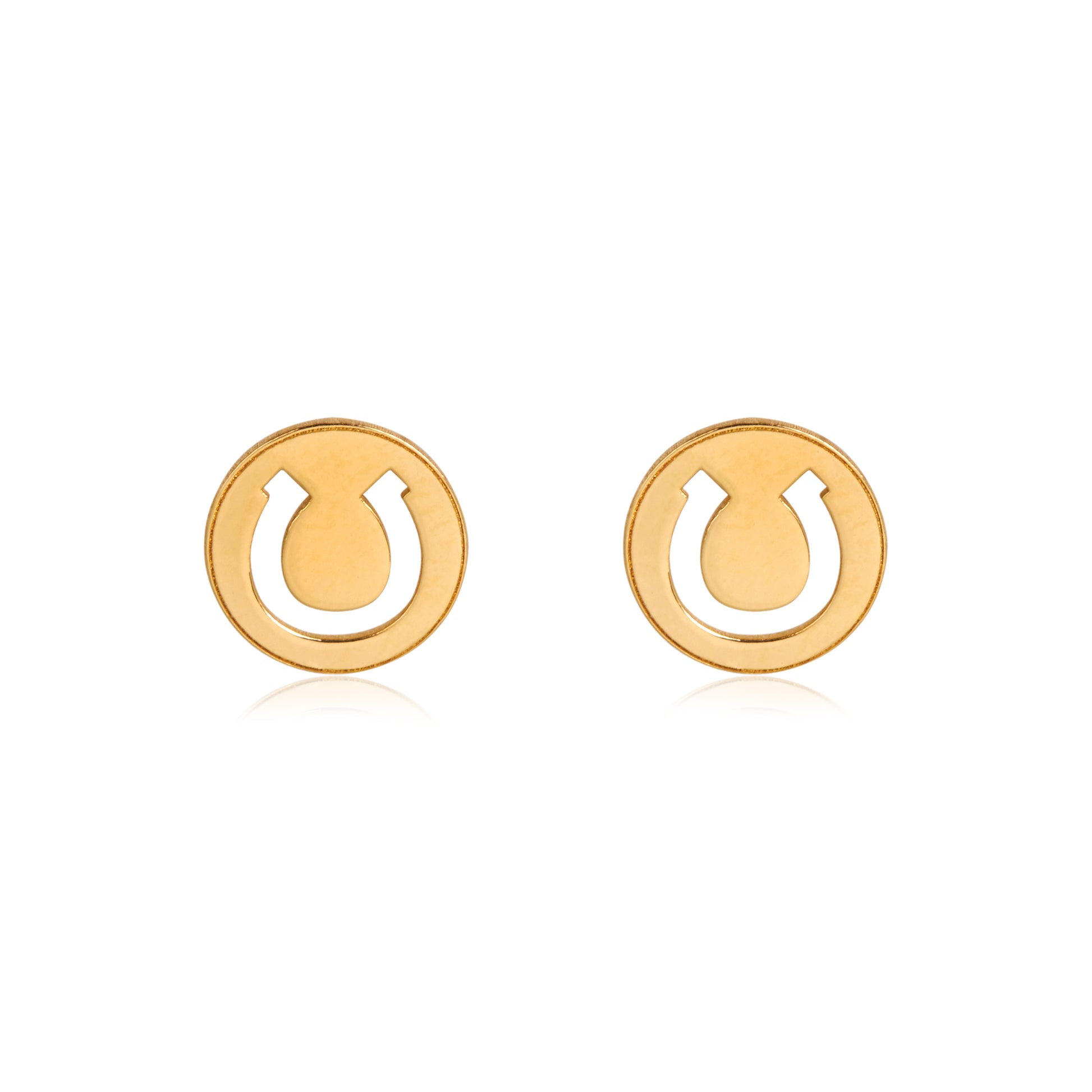 Medal Earring with Horseshoe in 18k Gold